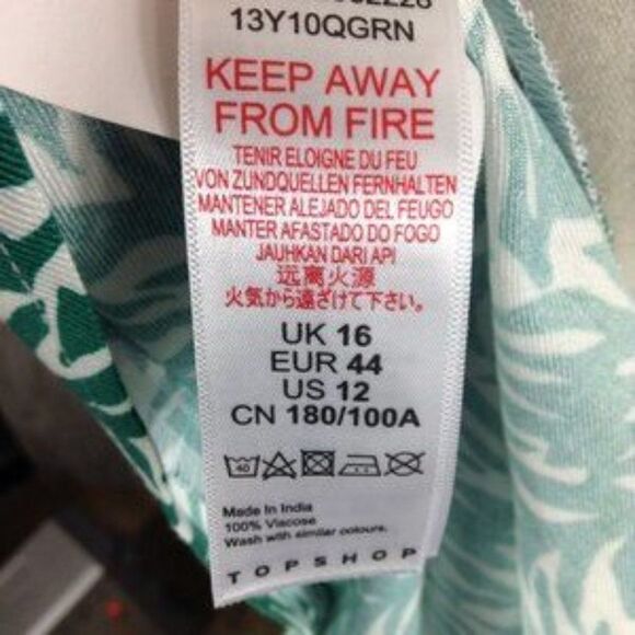 Topshop Green Tie Back printed Crop Top - Picture 7 of 7